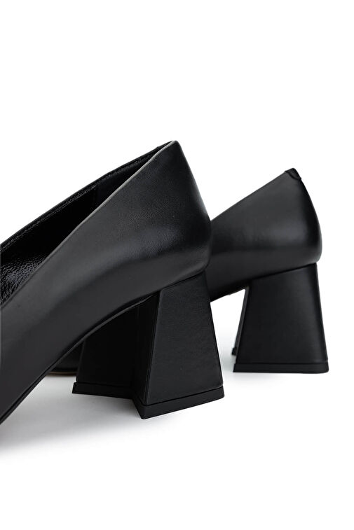 Tamer Tanca Kadın Hakiki Deri Siyah Topuklu Ayakkabı - Görsel 5