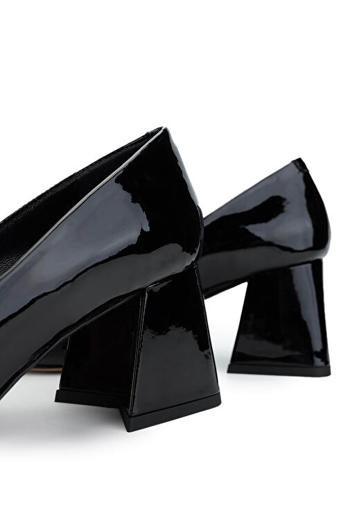 Tamer Tanca Siyah Kadın Deri Topuklu Ayakkabı 22 5022 BN AYK SK24-25 - Görsel 5