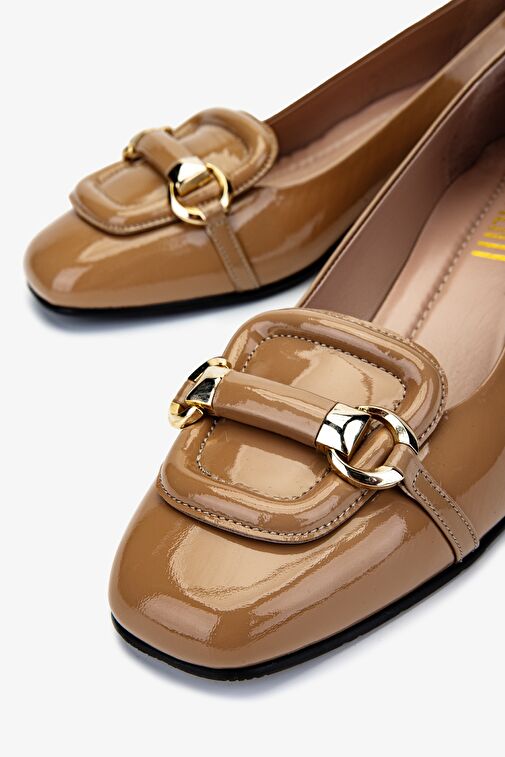 Valmenti Siyah Kadın Rugan Topuklu Ayakkabı 33 7711 BN AYK SK24-25 - Görsel 4