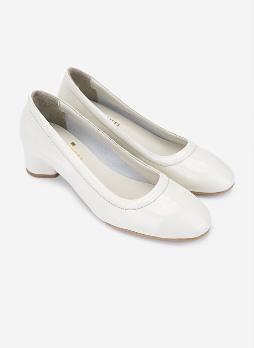 Valmenti Kadın Hakiki Deri Bej Rugan Topuklu Ayakkabı - Görsel 3