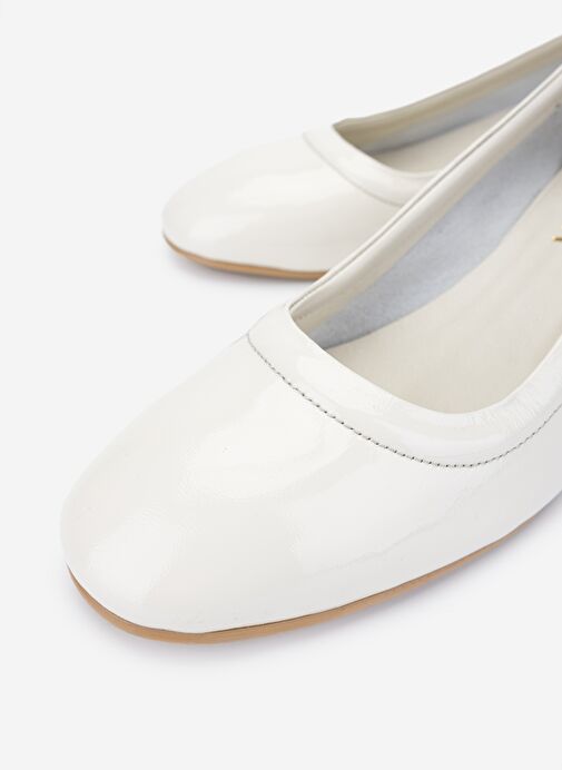 Valmenti Kadın Hakiki Deri Bej Rugan Topuklu Ayakkabı - Görsel 4