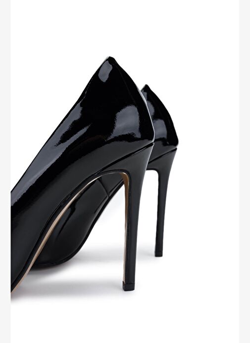 Tamer Tanca Kadın Hakiki Deri Siyah Rugan Topuklu Ayakkabı - Görsel 5