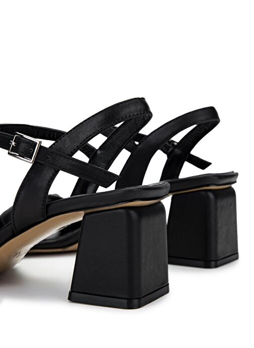 Tamer Tanca Kadın Hakiki Deri Siyah Deri Topuklu Ayakkabı - Görsel 6