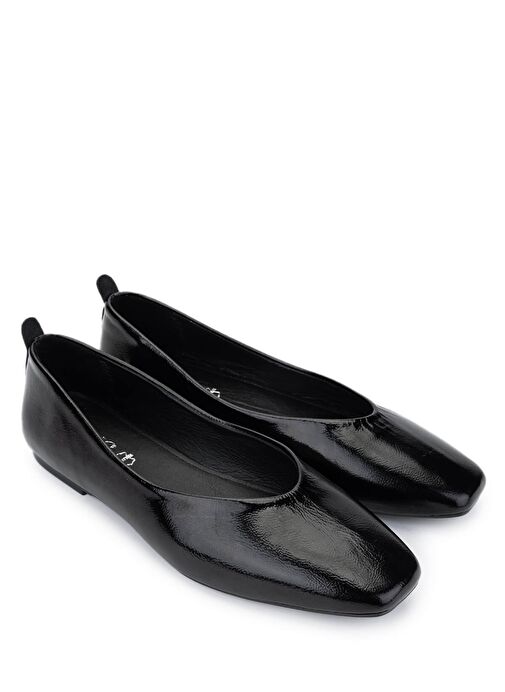 Tamer Tanca Kadın Hakiki Deri Siyah Rugan Babet Ayakkabı - Görsel 3