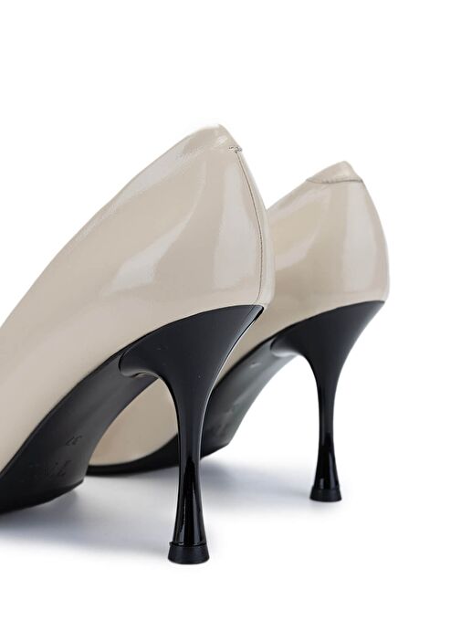 Tamer Tanca Kadın Hakiki Deri Bej Rugan Topuklu Ayakkabı - Görsel 4