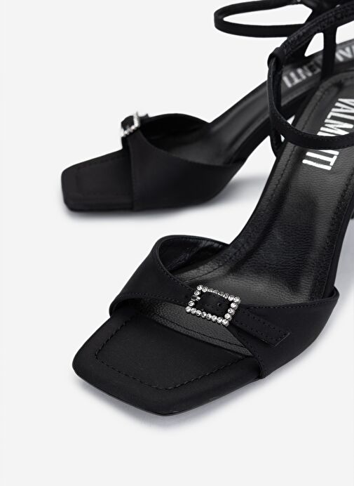 Valmenti Kadın Suni Deri Siyah Saten Topuklu Ayakkabı - Görsel 4