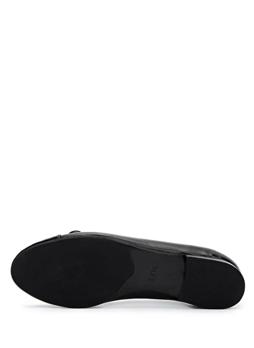 Tamer Tanca Kadın Hakiki Deri Siyah Rugan Babet Ayakkabı - Görsel 4