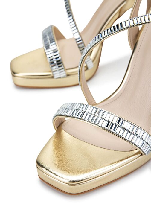 Tamer Tanca Kadın Suni Deri Dore Topuklu Ayakkabı - Görsel 5