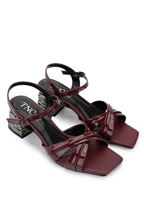 Tamer Tanca Kadın Suni Deri Bordo Rugan Topuklu Ayakkabı - Görsel 3