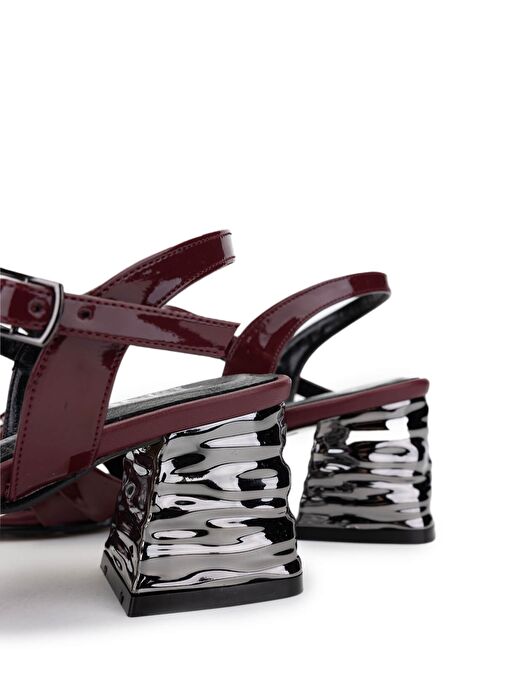 Tamer Tanca Kadın Suni Deri Bordo Rugan Topuklu Ayakkabı - Görsel 5