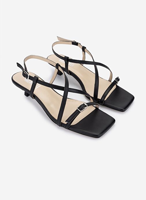 Valmenti Kadın Siyah Deri Topuklu Ayakkabı - Görsel 3