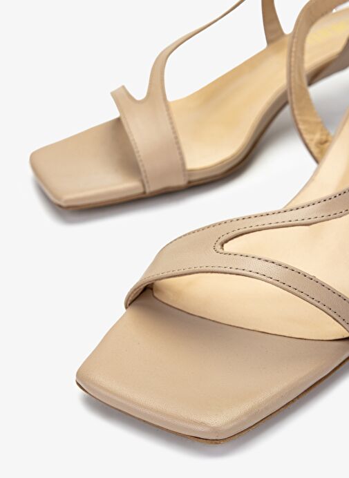 Valmenti Kadın Bej Topuklu Ayakkabı - Görsel 4