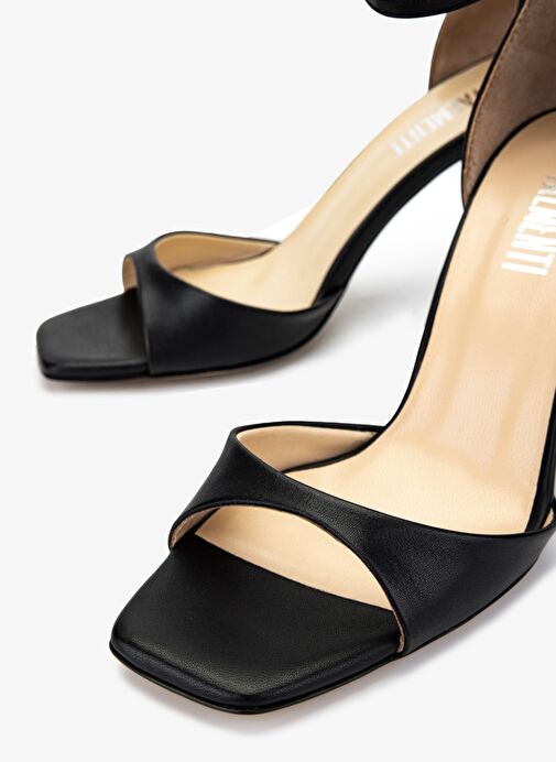 Valmenti Kadın Siyah Deri Topuklu Ayakkabı - Görsel 4