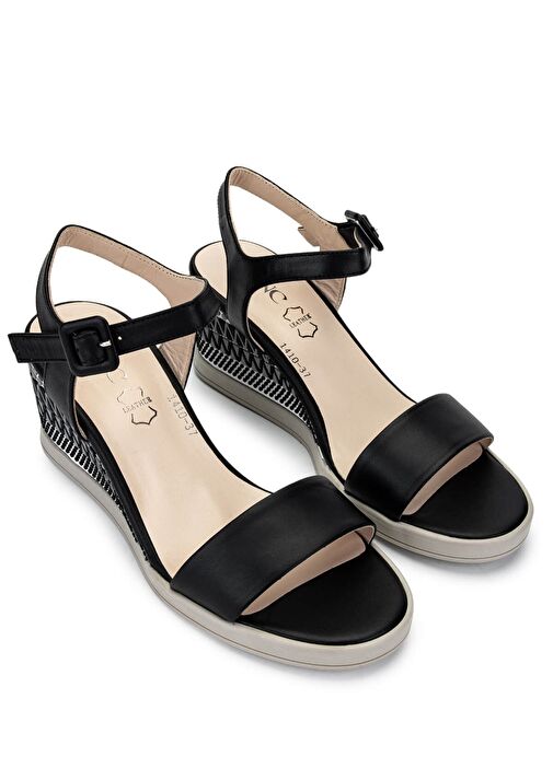 Tamer Tanca Kadın Hakiki Deri Siyah Topuklu Ayakkabı - Görsel 3