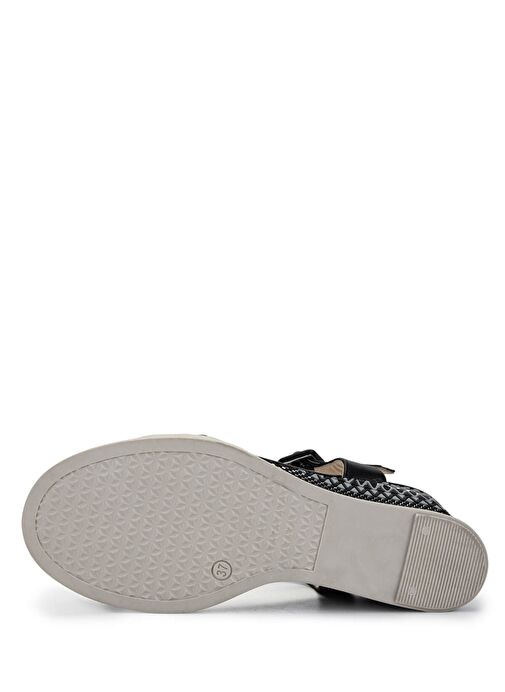 Tamer Tanca Kadın Hakiki Deri Siyah Topuklu Ayakkabı - Görsel 4