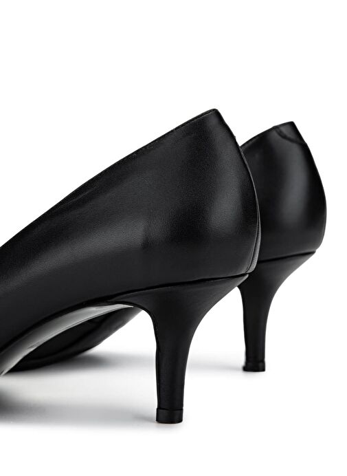 Tamer Tanca Kadın Hakiki Deri Siyah Analin Topuklu Ayakkabı - Görsel 6