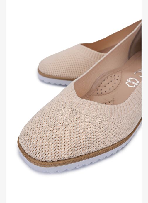 Tamer Tanca Kadın Deri & Tekstil Bej Topuklu Ayakkabı - Görsel 4