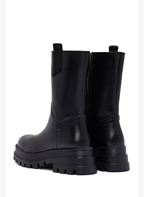 Kadın Siyah Fermuarlı Kalın Tabanlı Deri Bot 25WFD182418 - Görsel 8