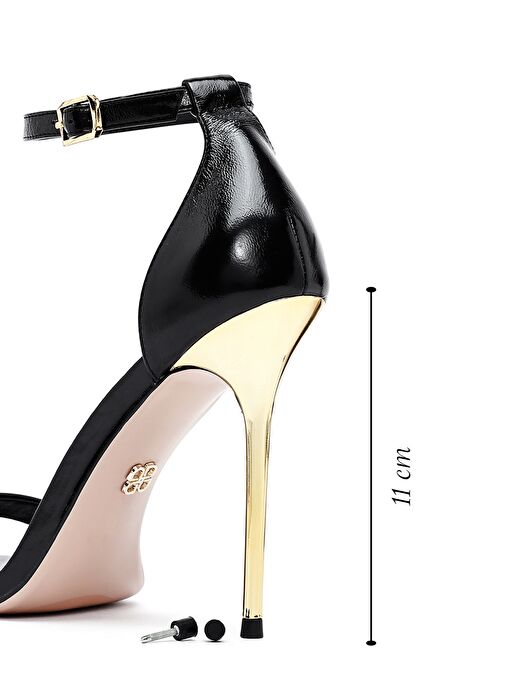 Kadın Siyah Bilekten Tokalı Yüksek İnce Topuklu Metalik Deri Sandalet 25SFD494532 - Görsel 3