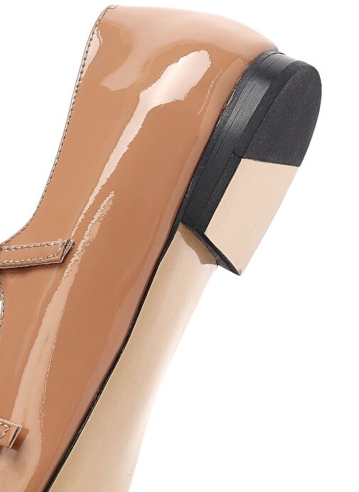 Kadın Bej Tokalı Taşlı Rugan Deri Babet 25SFD230416 - Görsel 9