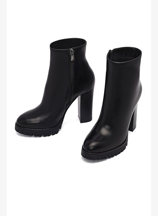 Kadın Siyah Fermuarlı Yüksek Topuklu Deri Bot 25WFD100118 - Görsel 4