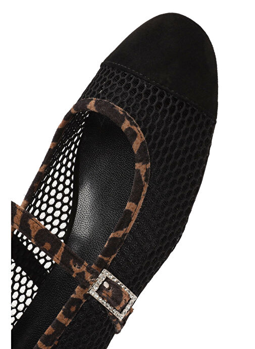 Kadın Siyah Leopar Desenli Tokalı File Deri Babet 25SFD140414 - Görsel 9