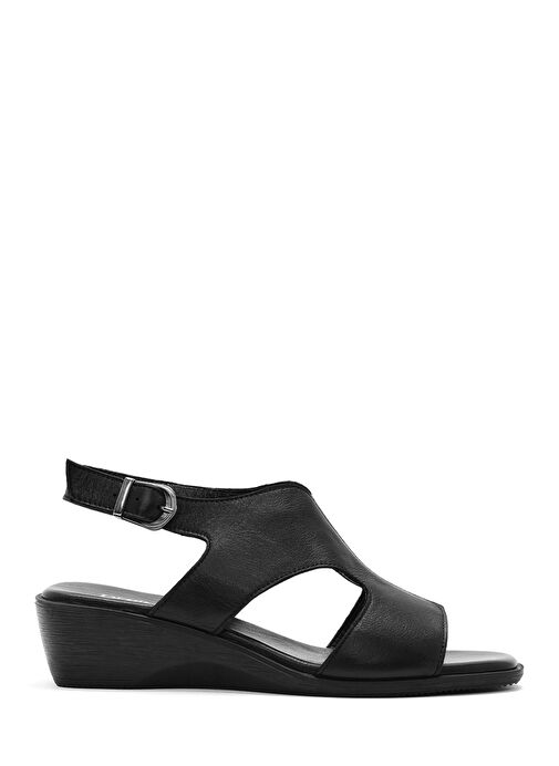 Kadın Siyah Dolgu Topuklu Deri Sandalet 25SFD153218 - Görsel 2