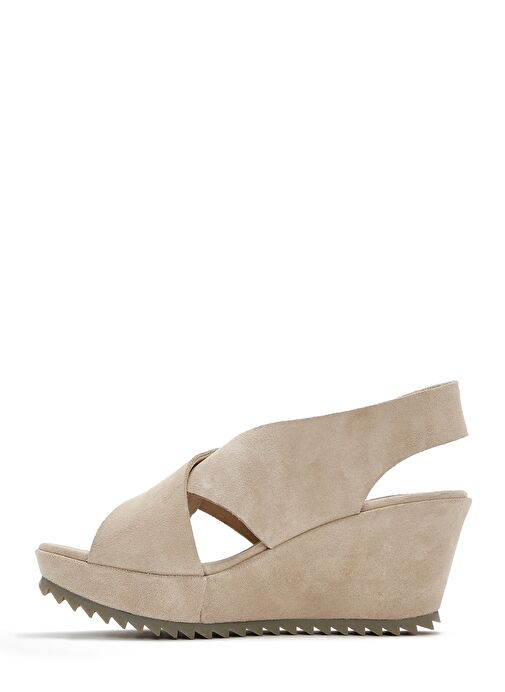 Kadın Bej Arkadan Bantlı Dolgu Topuklu Süet Deri Sandalet 25SFD141010 - Görsel 5