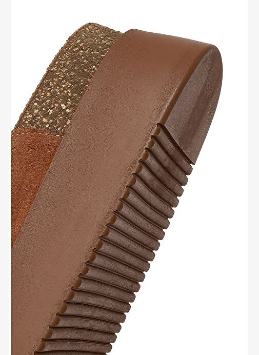 Kadın Taba Çift Tokalı Kalın Tabanlı Süet Deri Terlik 25SFD132810 - Görsel 9