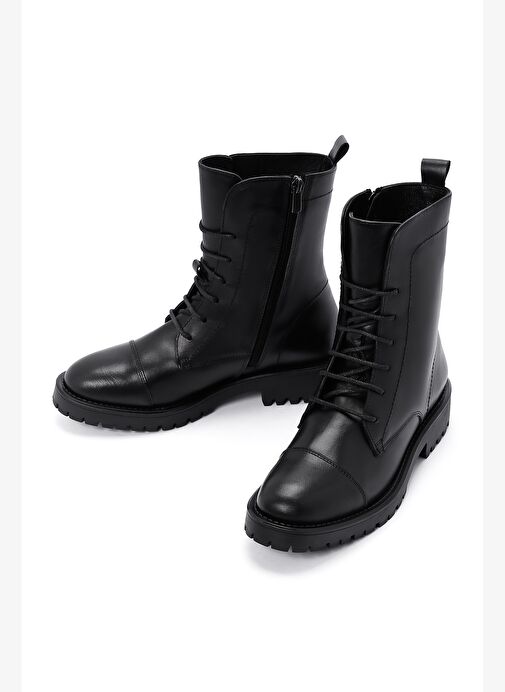 Kadın Siyah Bağcıklı Fermuar Detaylı Deri Postal Bot 25WFD150818 - Görsel 4