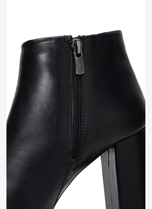 Kadın Siyah Fermuarlı Topuklu Deri Bot 25WFD111018 - Görsel 9