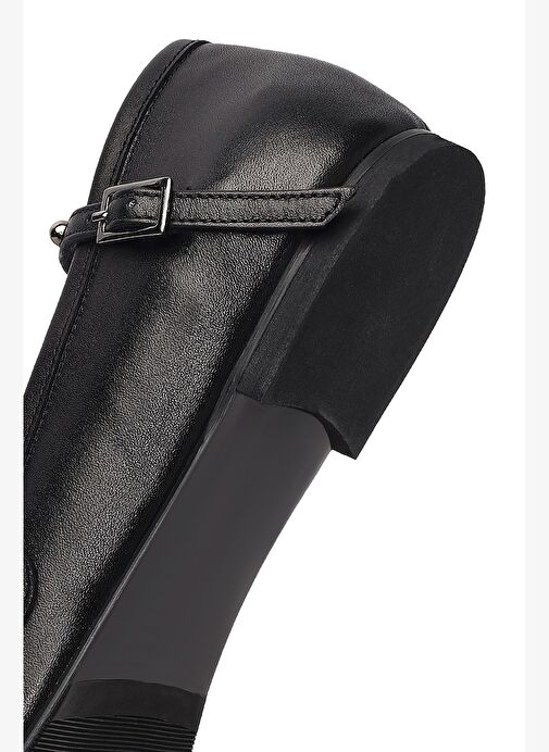 Kadın Siyah Tokalı Deri Babet 25AFD184618 - Görsel 9