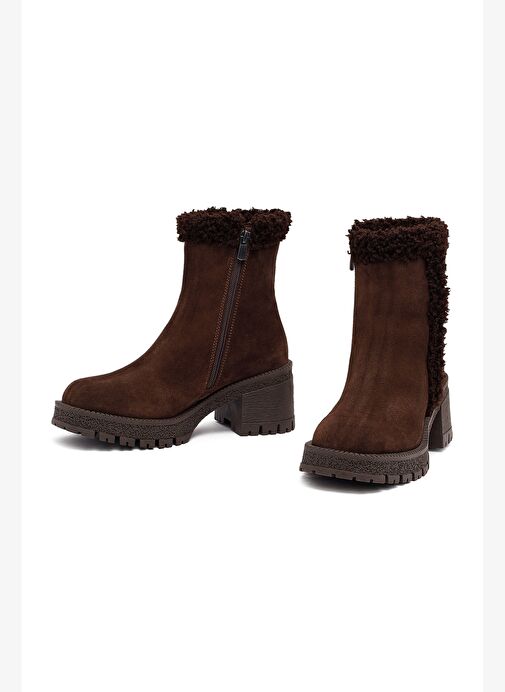 Kadın Kahverengi Fermuarlı Kalın Topuklu Süet Deri Bot 25WFD131810 - Görsel 4