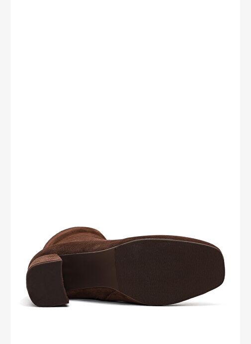 Kadın Kahverengi Fermuarlı Kalın Topuklu Süet Deri Bot 25WFD130810 - Görsel 7