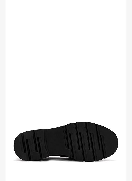 Kadın Siyah Tokalı Kalın Tabanlı Deri Maskülen Loafer 25AFD160018 - Görsel 5