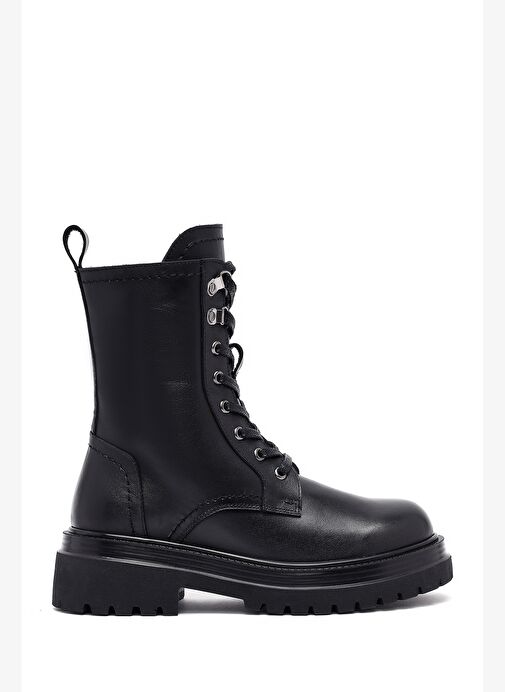 Kadın Siyah Fermuarlı Bağcıklı Kalın Tabanlı Deri Postal Bot 25WFD202118 - Görsel 2