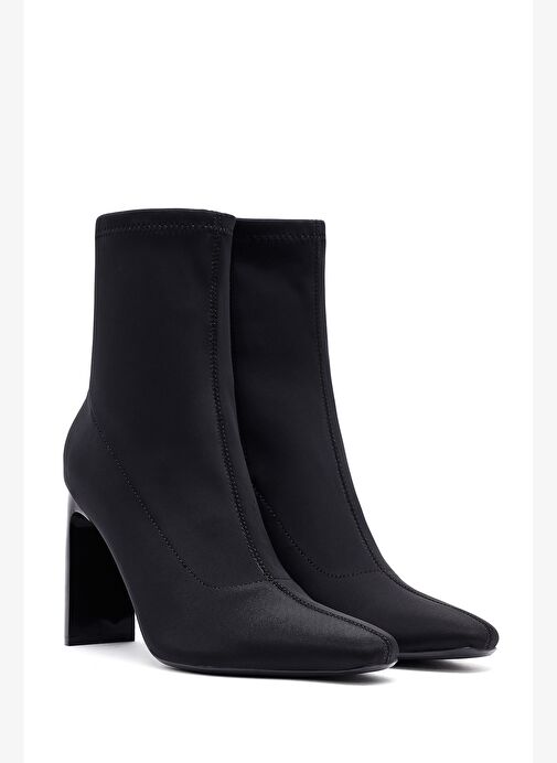 Kadın Siyah Fermuarlı Yüksek Kalın Topuklu Kumaş Bot 25AFD44046F - Görsel 6