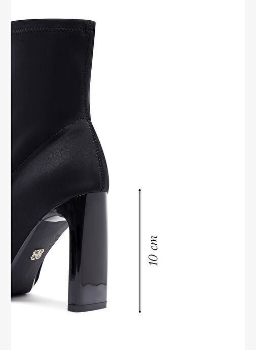 Kadın Siyah Fermuarlı Yüksek Kalın Topuklu Kumaş Bot 25AFD44046F - Görsel 3