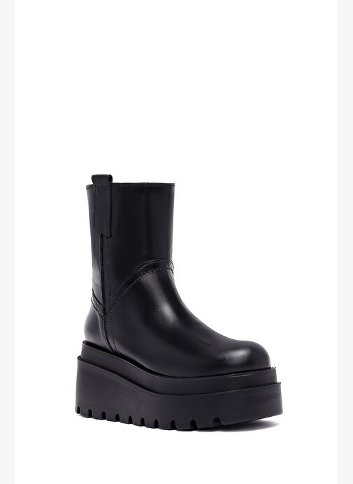 Kadın Siyah Fermuarlı Kalın Tabanlı Deri Bot 25WFD187818 - Görsel 9