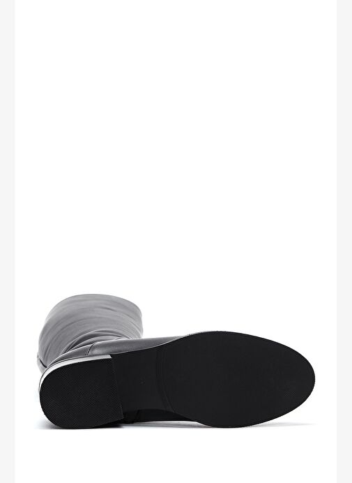 Kadın Siyah Fermuarlı Kısa Kalın Topuklu Deri Çizme 25WFD240018 - Görsel 7