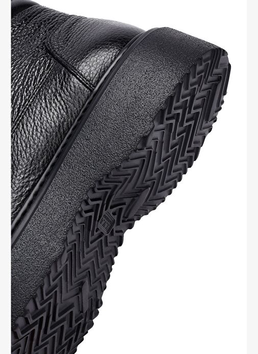 Erkek Siyah Bağcıklı Kalın Tabanlı Deri Bot 25WFD6334FT - Görsel 9