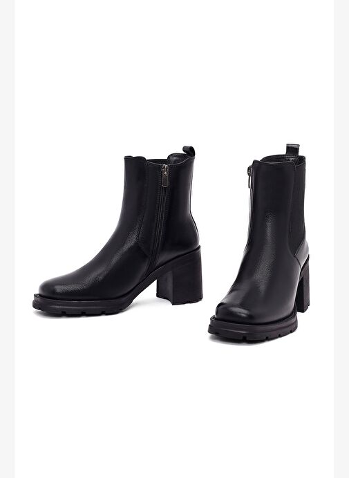 Kadın Siyah Fermuarlı Kalın Topuklu Deri Bot 25WFD512118 - Görsel 4