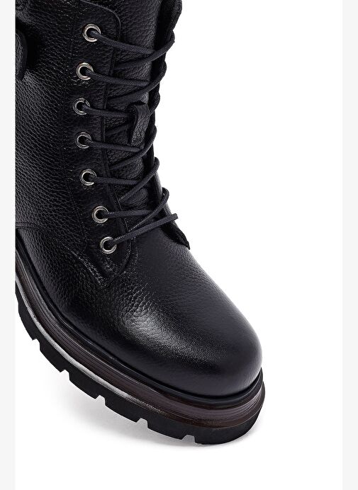 Kadın Siyah Bağcıklı Fermuarlı Deri Postal Bot 25WFD4205FT - Görsel 8