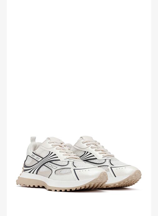 Kadın Beyaz Bağcıklı Kalın Tabanlı Sneaker 25AFD430514 - Görsel 4