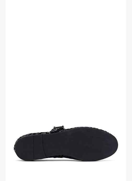 Kadın Siyah Leopar Desenli Tokalı Süet Deri Babet 25AFD201510 - Görsel 5