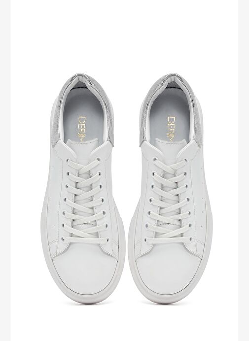 Kadın Beyaz Bağcıklı Kalın Tabanlı Deri Sneaker 25AFD220518 - Görsel 8