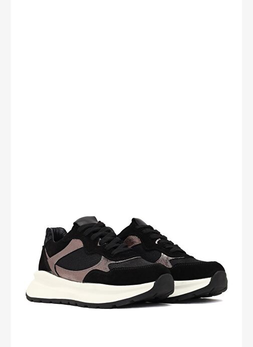 Kadın Siyah Bağcıklı Kalın Tabanlı Deri Sneaker 25AFD221014 - Görsel 4