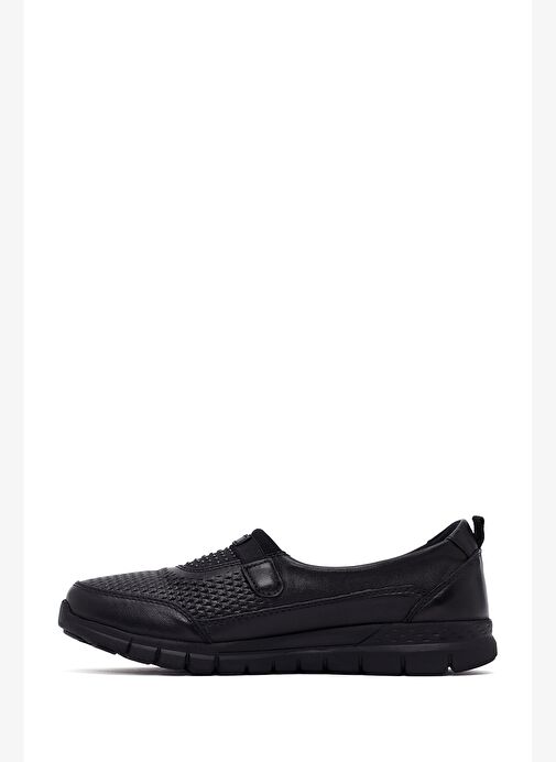 Kadın Siyah Taş Detaylı Deri Comfort Ayakkabı 25AFD500918 - Görsel 3