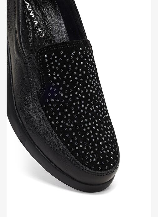 Kadın Siyah Taş Detaylı Dolgu Topuklu Deri Comfort Ayakkabı 25AFD501114 - Görsel 9