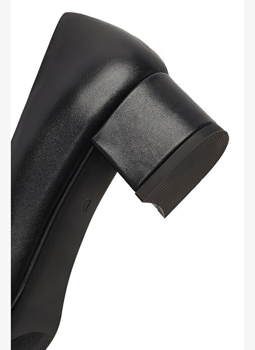 Derimod Flex Kadın Siyah Kalın Topuklu Deri Ayakkabı 25AFD380718 - Görsel 9